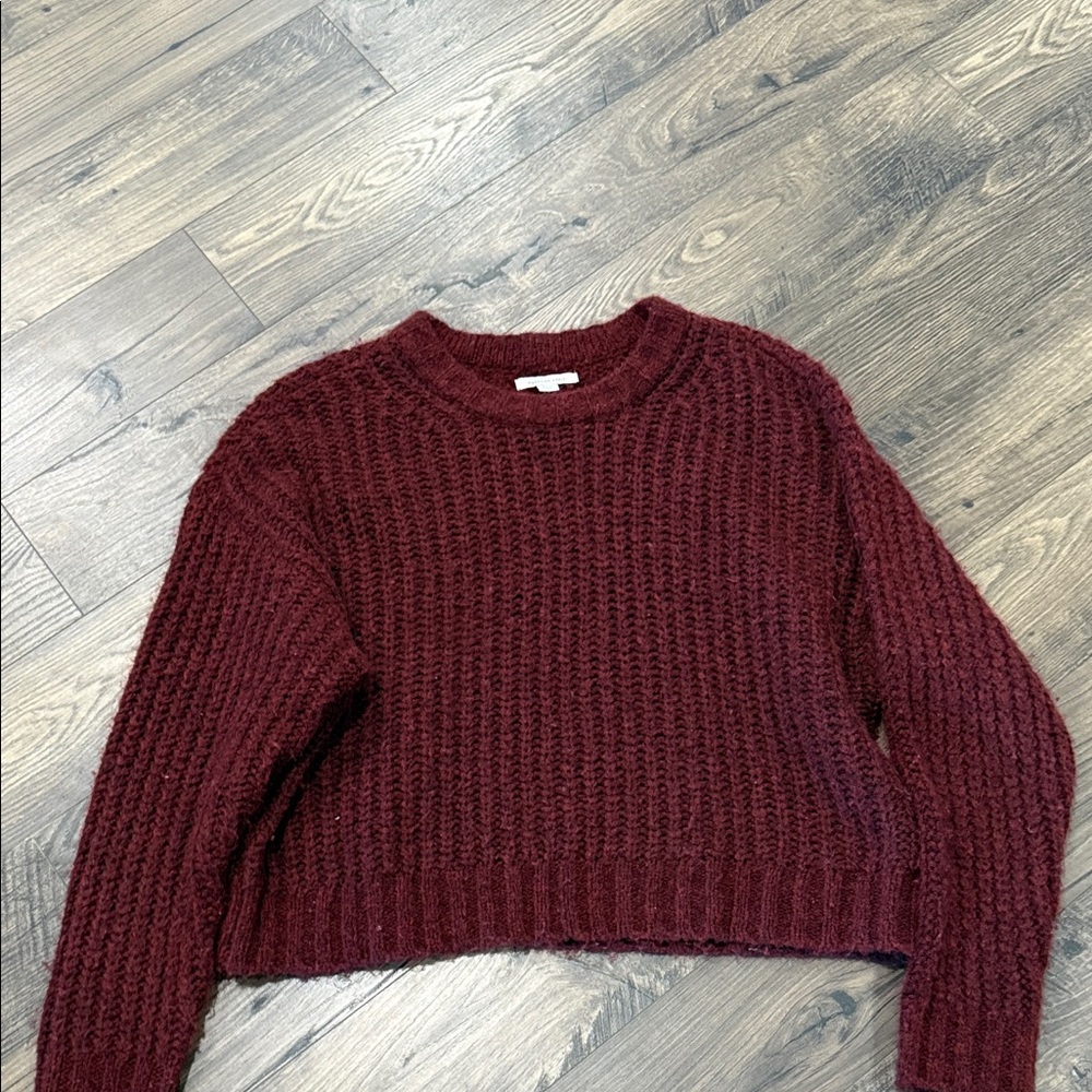 American Eagle Outfitters Chunky Cropped Crewneck Sweater - Maroon